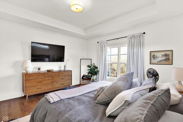 376 Parkside Circle, Greenfield, IN 46140