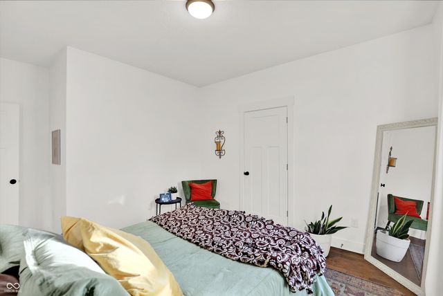 376 Parkside Circle, Greenfield, IN 46140