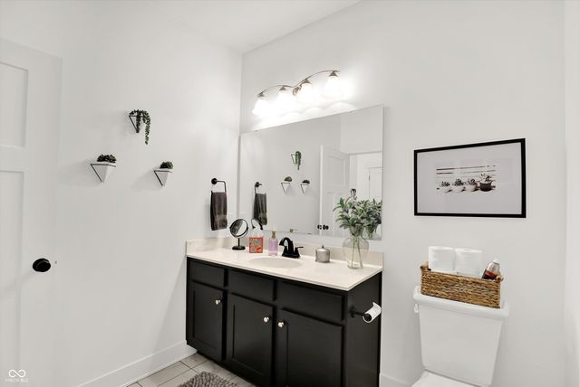 376 Parkside Circle, Greenfield, IN 46140