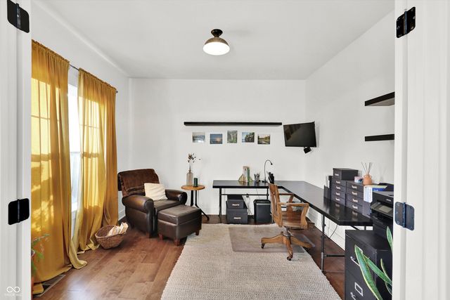 376 Parkside Circle, Greenfield, IN 46140