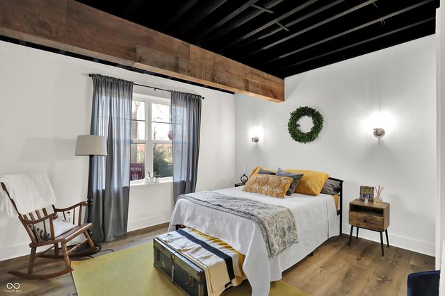 376 Parkside Circle, Greenfield, IN 46140