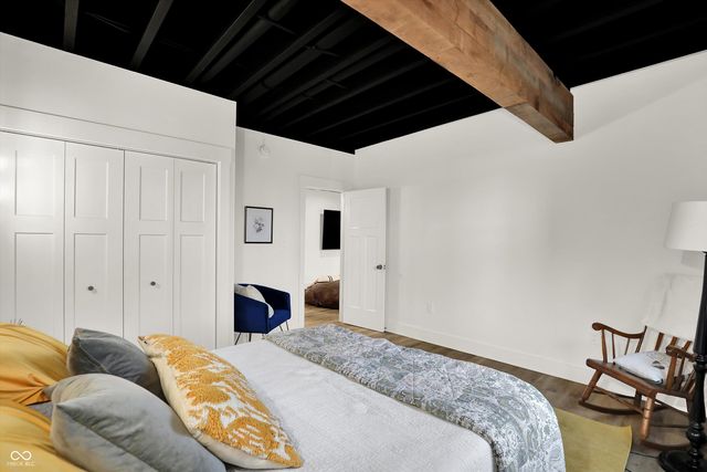 376 Parkside Circle, Greenfield, IN 46140