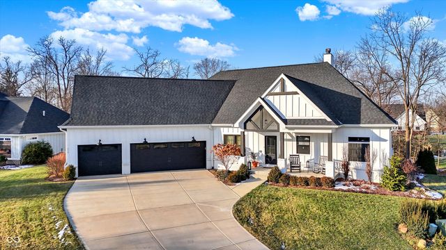 376 Parkside Circle, Greenfield, IN 46140