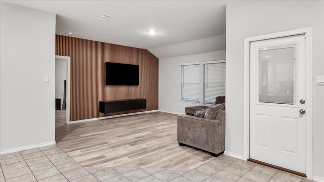 3052 Manu Street, Fort Worth, TX 76123