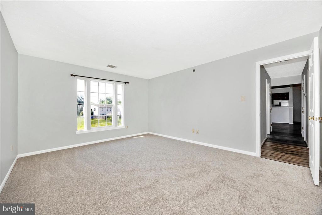 Image 14 of property listing at 609 HIMES AVE #110, Frederick, MD 21703