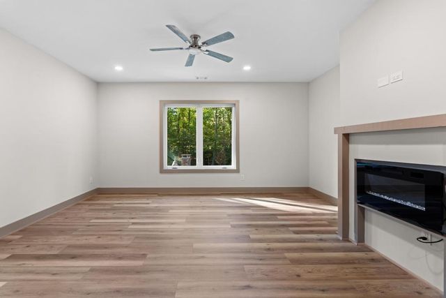 4611 Medlock Bridge RD, Peachtree Corners, GA 30097