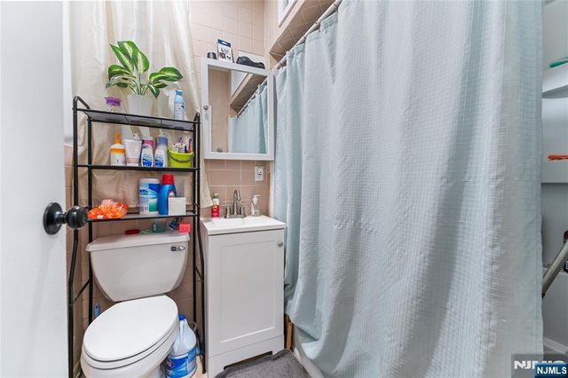 6016 Monroe Place, West New York, NJ 07093