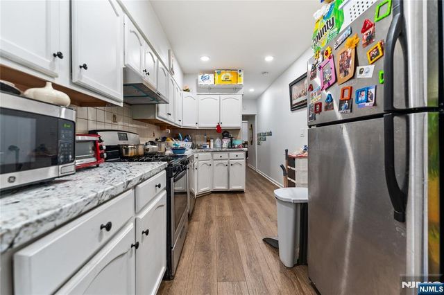 6016 Monroe Place, West New York, NJ 07093