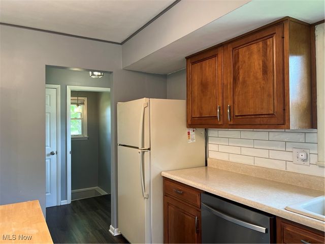 8961 Lowell Lane, Northfield, OH 44067