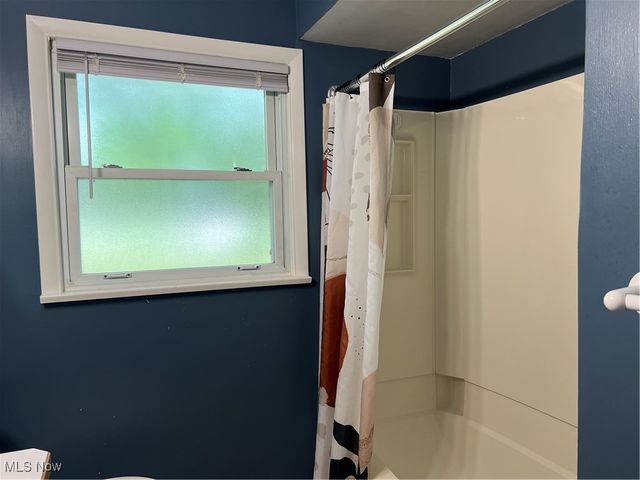 8961 Lowell Lane, Northfield, OH 44067