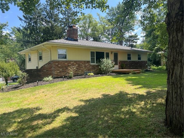 8961 Lowell Lane, Northfield, OH 44067