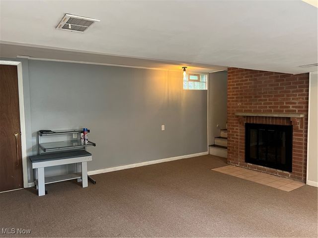 8961 Lowell Lane, Northfield, OH 44067