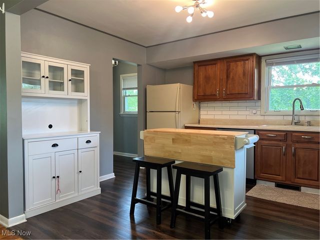 8961 Lowell Lane, Northfield, OH 44067