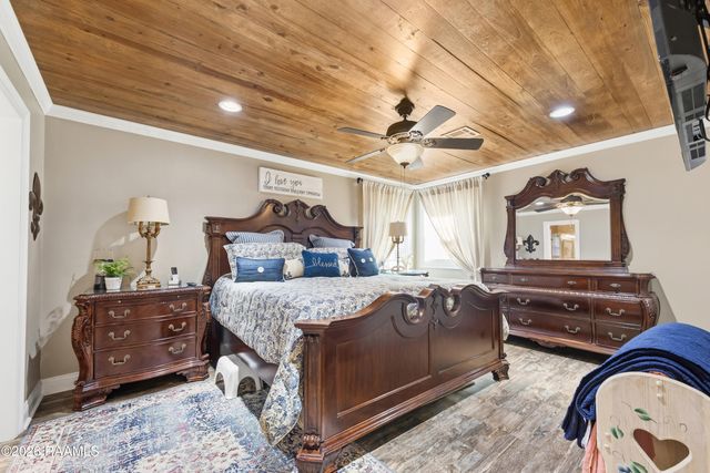 218 Fairway Drive, Crowley, LA 70526