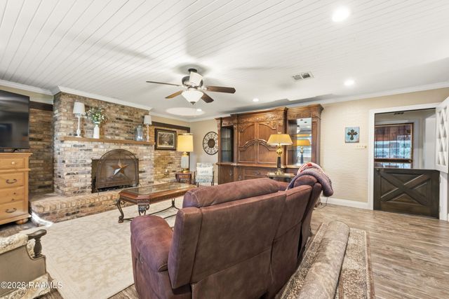 218 Fairway Drive, Crowley, LA 70526