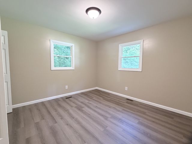 2886 Pigeon Springs Rd, Tracy City, TN 37387