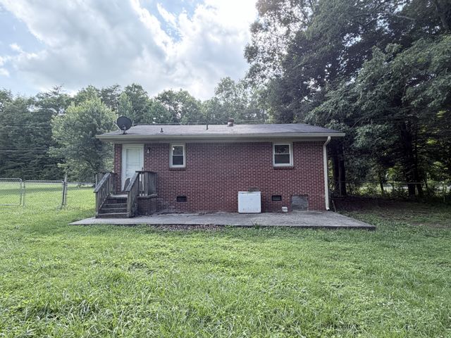 2886 Pigeon Springs Rd, Tracy City, TN 37387