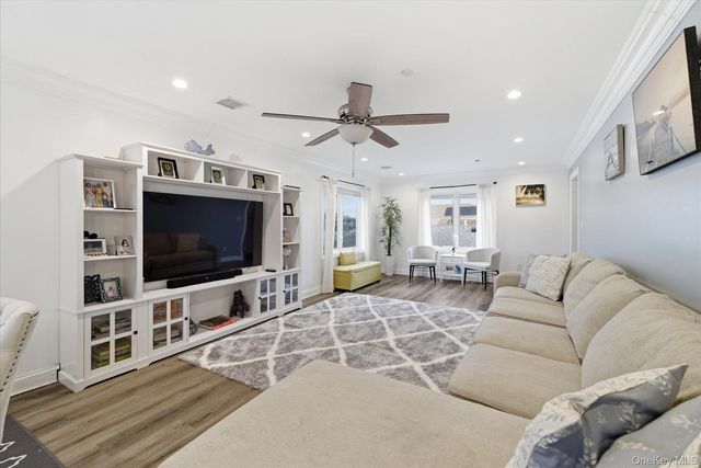 615 Pearl Street, Oceanside, NY 11572