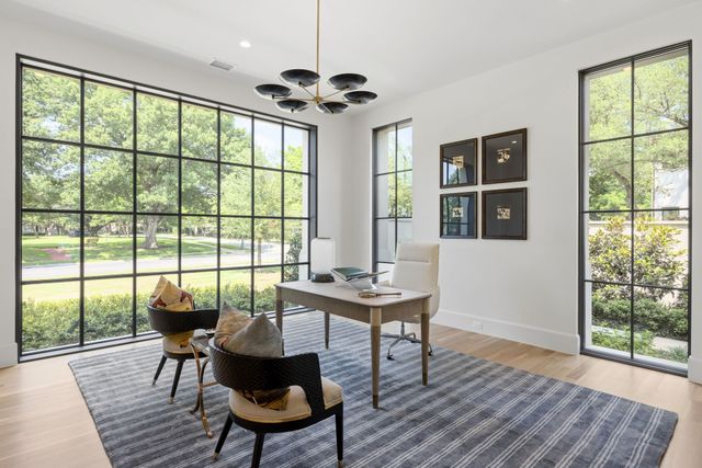 3701 Gillon Avenue, Highland Park, TX 75205