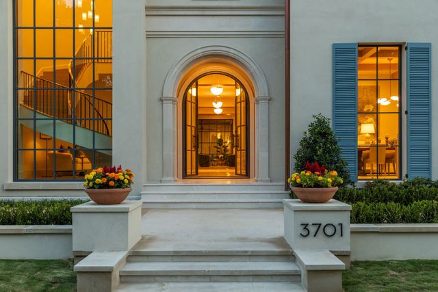 3701 Gillon Avenue, Highland Park, TX 75205