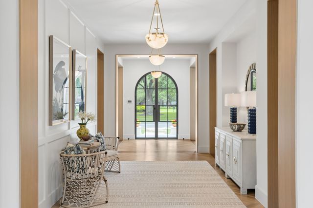 3701 Gillon Avenue, Highland Park, TX 75205