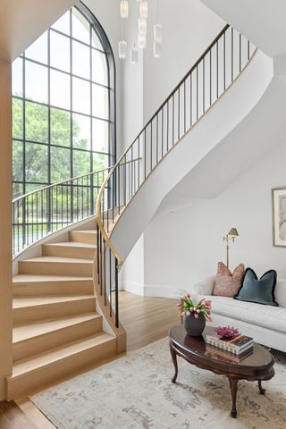 3701 Gillon Avenue, Highland Park, TX 75205