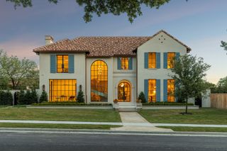 3701 Gillon Avenue, Highland Park, TX 75205