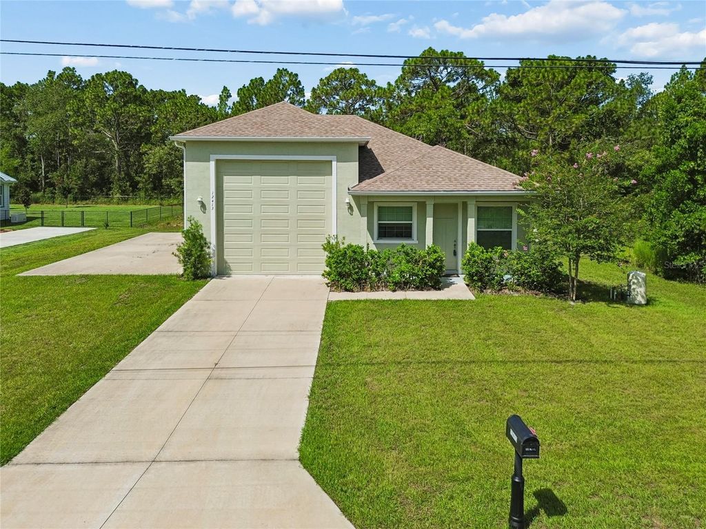 12413 HOOKER ROAD, Weeki Wachee, FL 34614