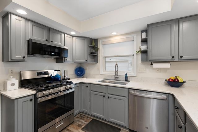 36840 Chase Street, Romulus, MI 48174