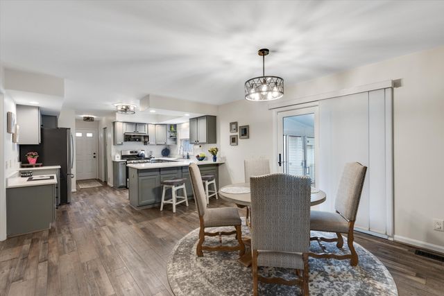 36840 Chase Street, Romulus, MI 48174