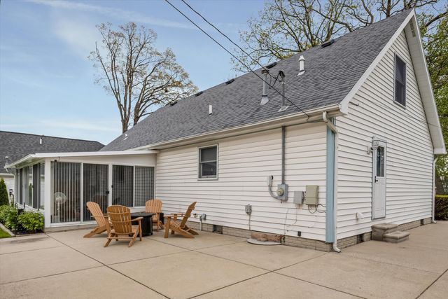 36840 Chase Street, Romulus, MI 48174