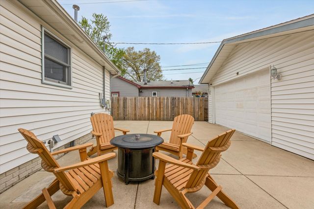 36840 Chase Street, Romulus, MI 48174