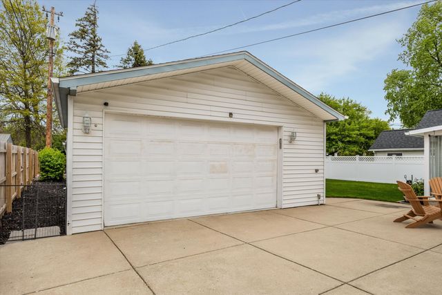 36840 Chase Street, Romulus, MI 48174
