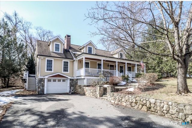 6 Belair Drive, Danbury, CT 06811