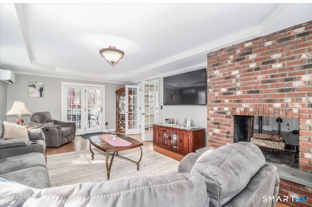 6 Belair Drive, Danbury, CT 06811