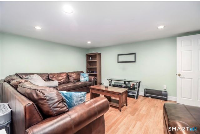 6 Belair Drive, Danbury, CT 06811