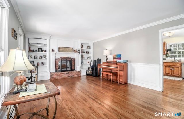 6 Belair Drive, Danbury, CT 06811