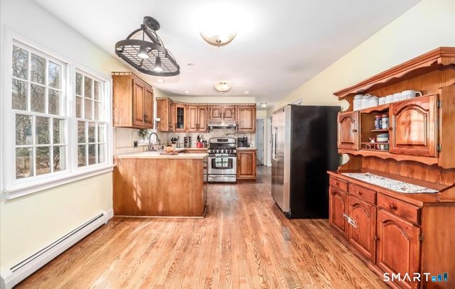 6 Belair Drive, Danbury, CT 06811