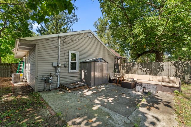 2751 Floyd Street, Lake Station, IN 46405