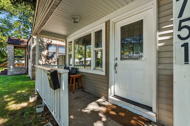 2751 Floyd Street, Lake Station, IN 46405
