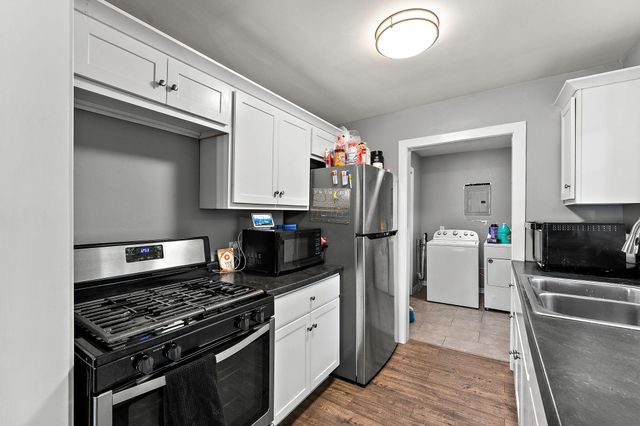 2751 Floyd Street, Lake Station, IN 46405