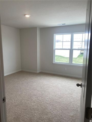 504 Ella's Way, Liberty, MO 64068