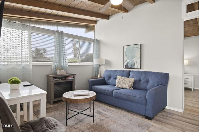 1132 1142 Pittsfield Lane, Ventura, CA 93001