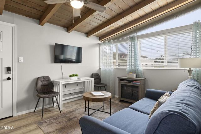 1132 1142 Pittsfield Lane, Ventura, CA 93001