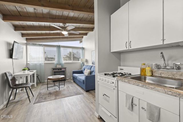 1132 1142 Pittsfield Lane, Ventura, CA 93001