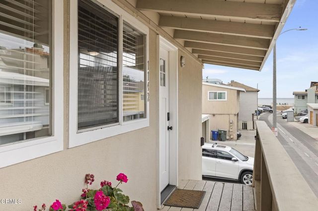 1132 1142 Pittsfield Lane, Ventura, CA 93001