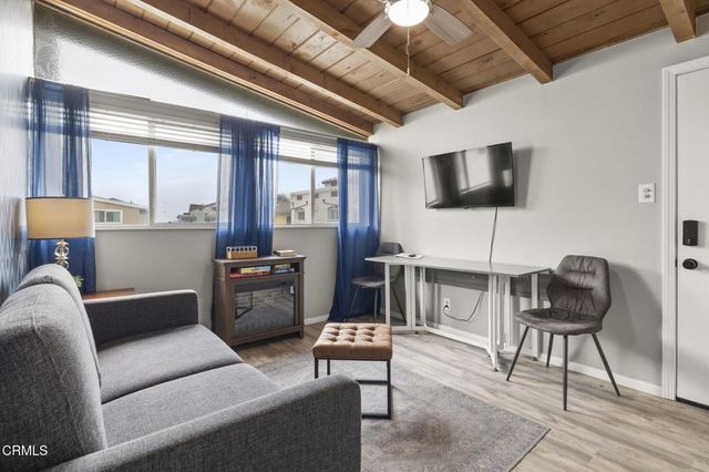 1132 1142 Pittsfield Lane, Ventura, CA 93001