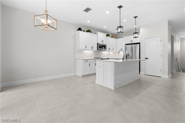 6947 Avalon CIR 1907, Naples, FL 34112