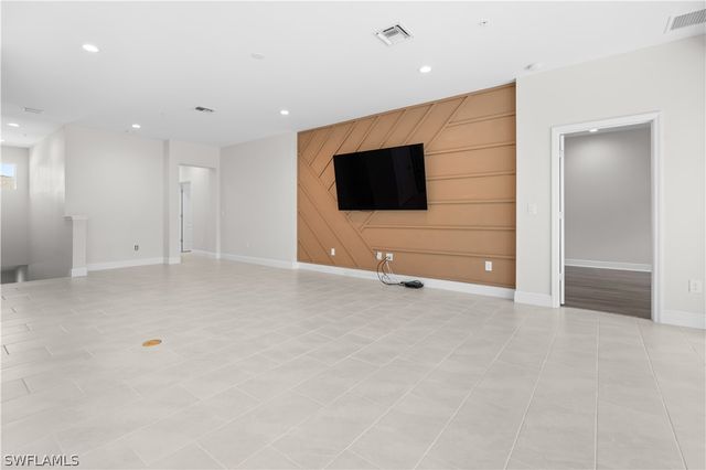 6947 Avalon CIR 1907, Naples, FL 34112