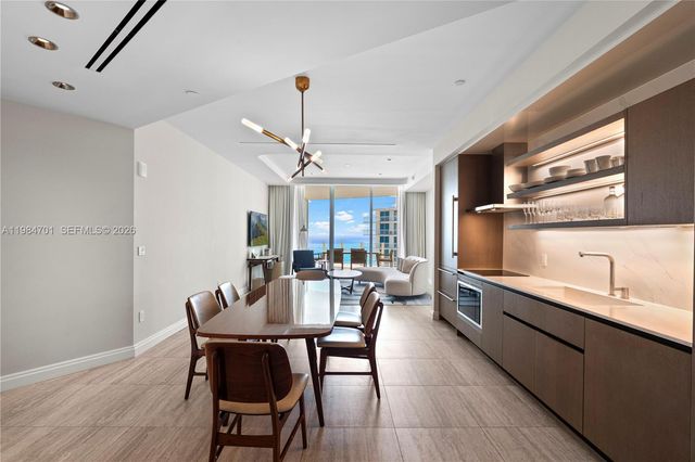 525 N Fort Lauderdale Beach Blvd 1707, Fort Lauderdale, FL 33304